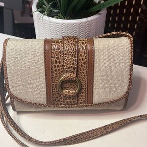 Coldwater Creek Purse Wallet Cross Body Bag Card Organizer Tan Brown